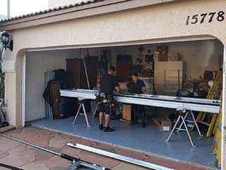 Garage Door Service In Riverside CA